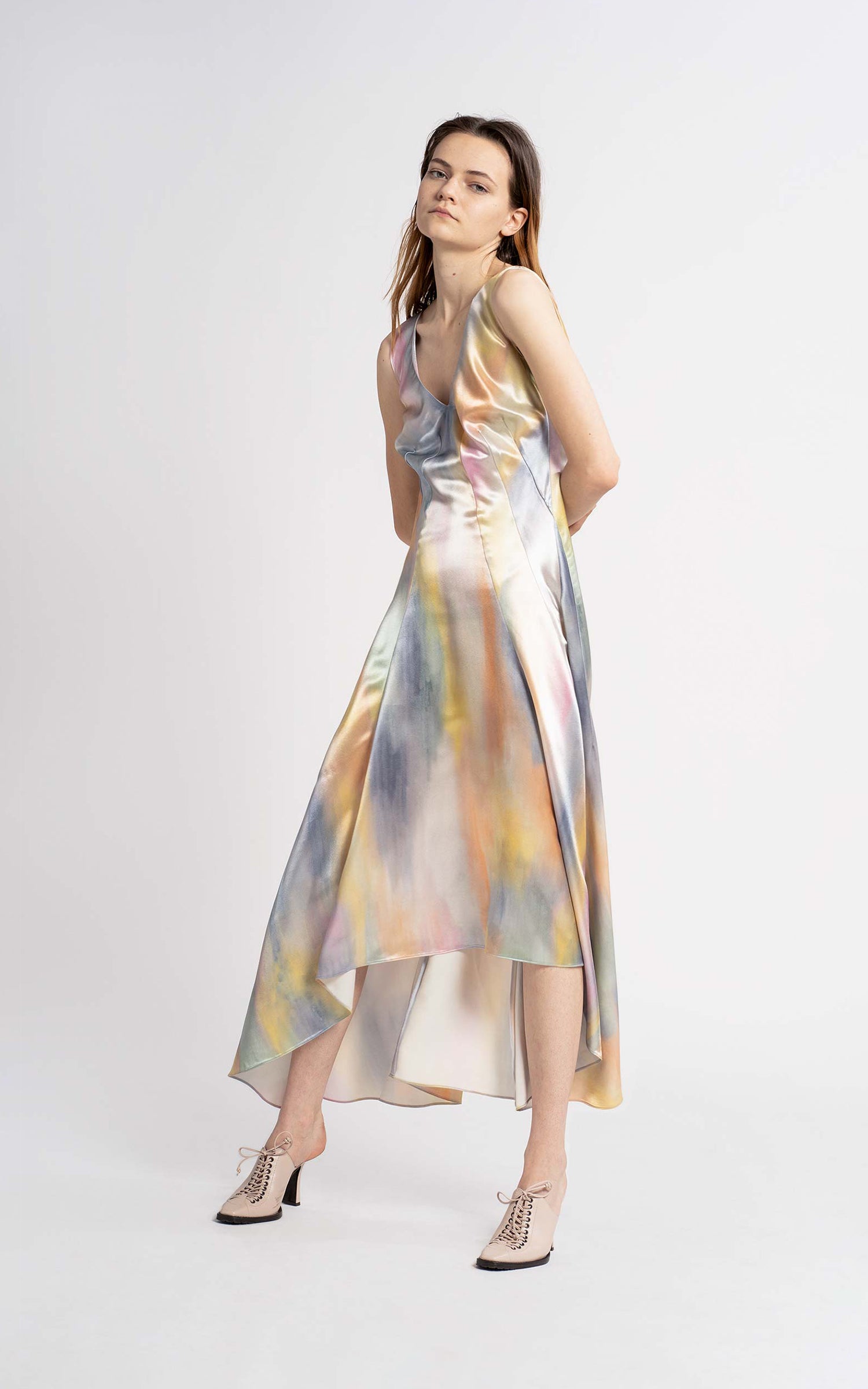 printed satin midi dress Sies Marjan - Miriam Printed Satin V Neck Midi Dress - Watercolor Print