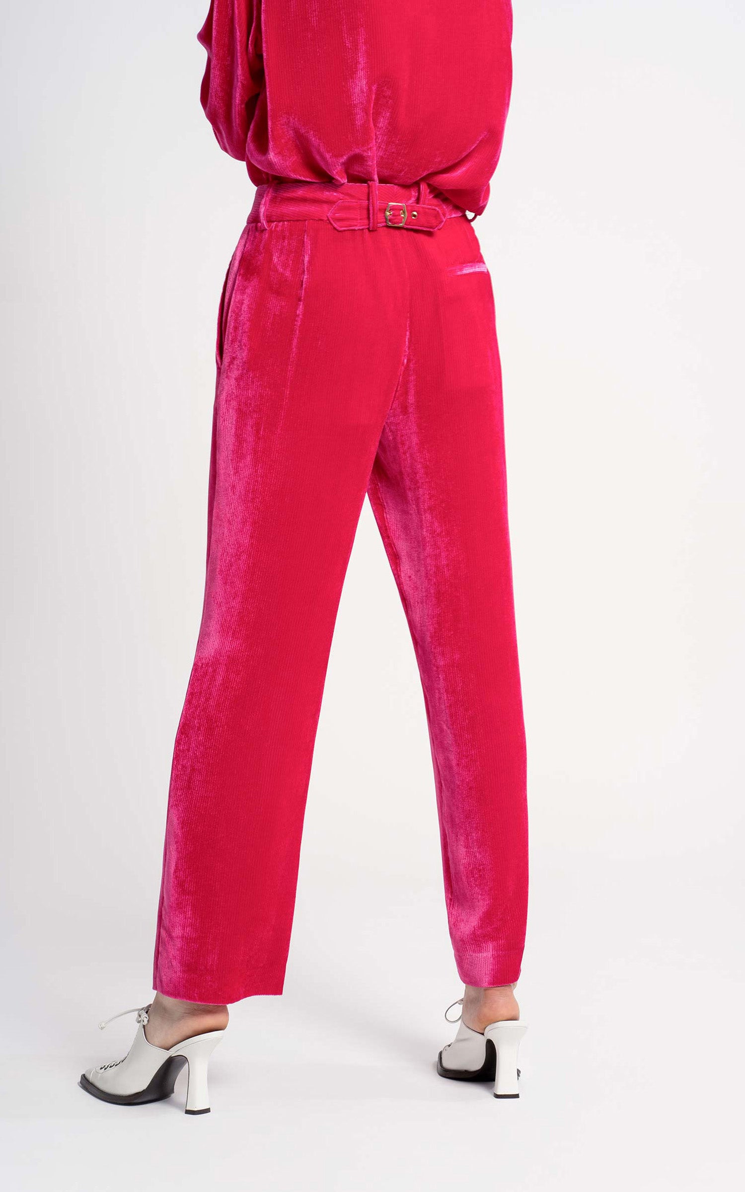 Willa Fluid Corduroy Cropped Pant
