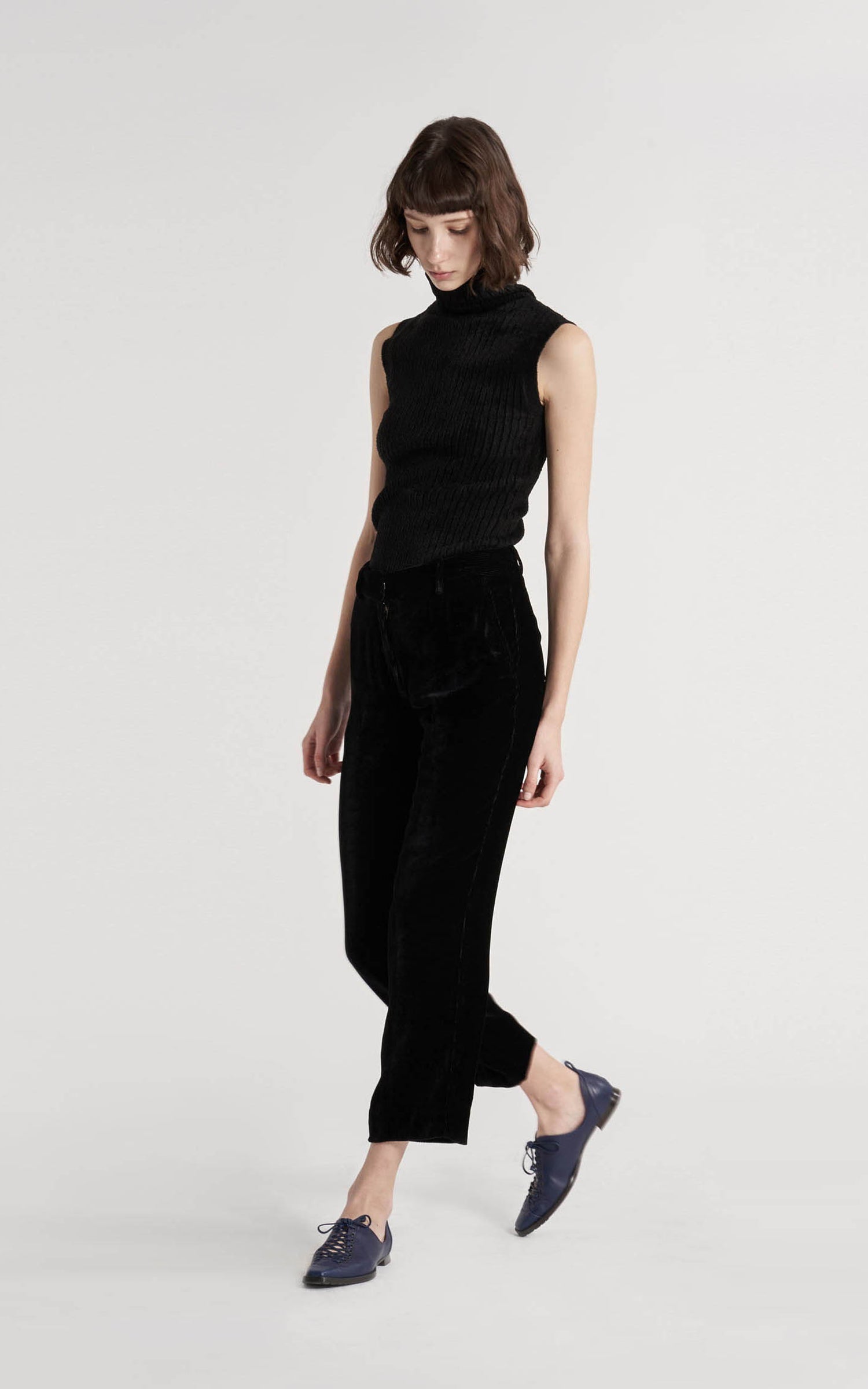 Willa Fluid Corduroy Cropped Pant