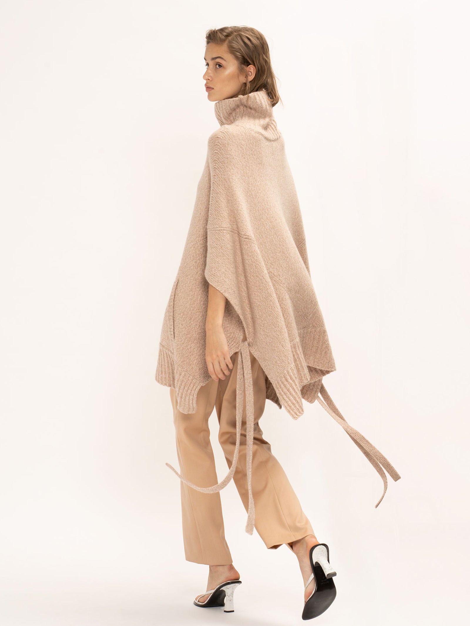 Marta Cashmere Poncho