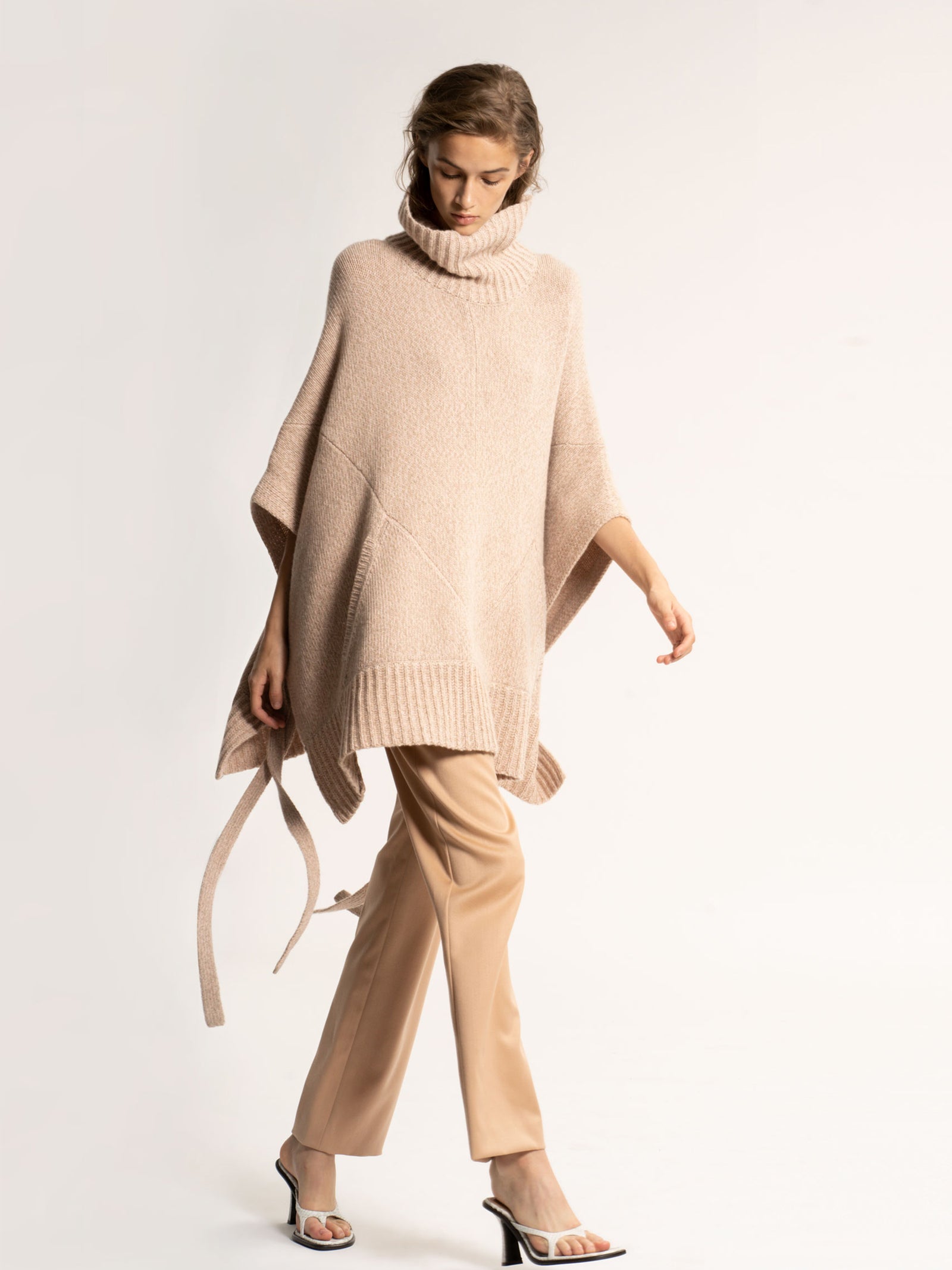 Marta Cashmere Poncho