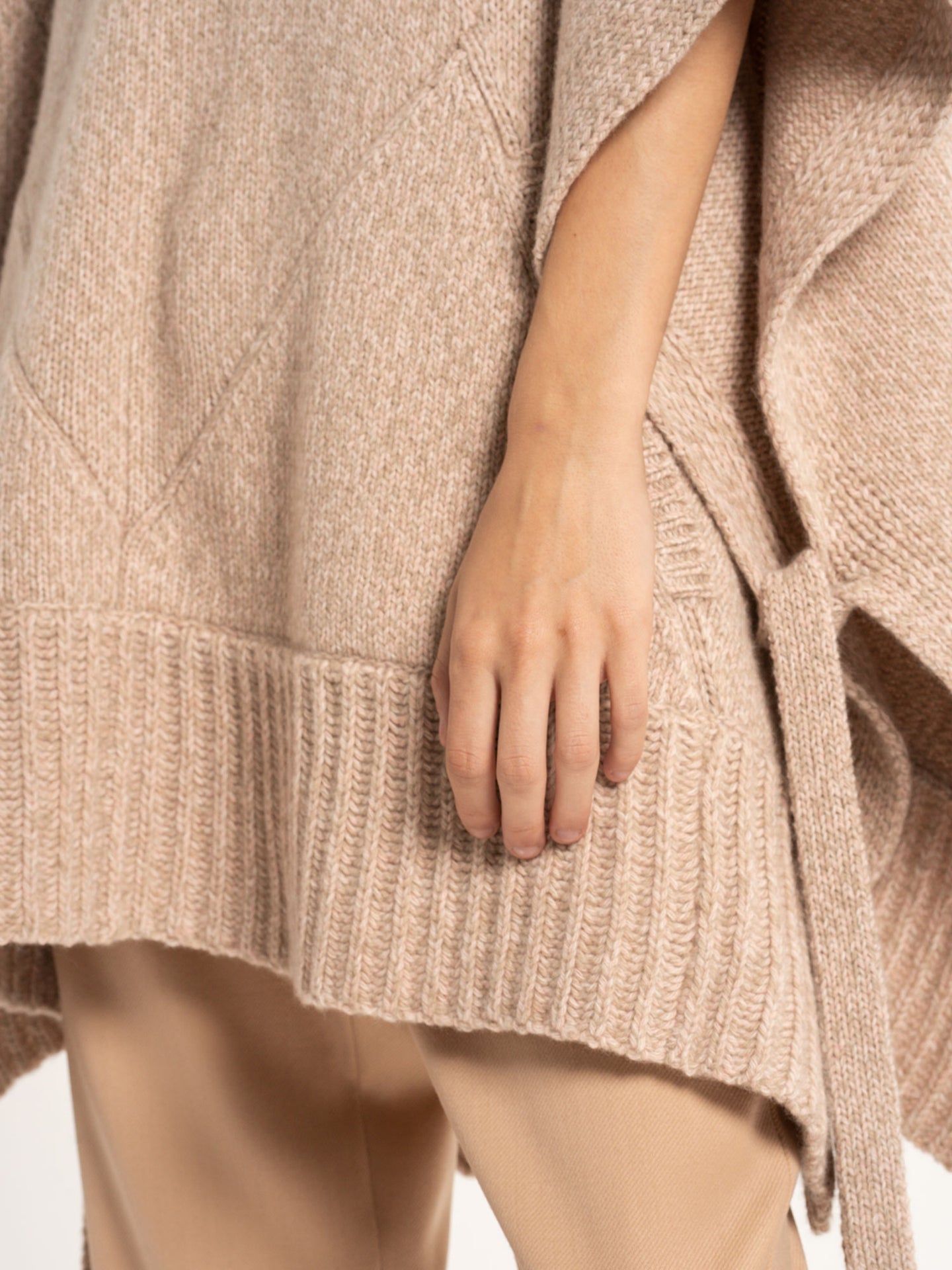 Marta Cashmere Poncho